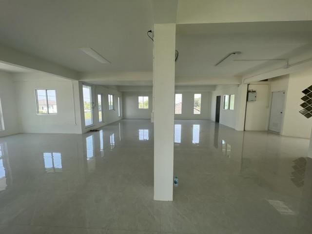 ให้เช่าอาคารพาณิชย์ 4 ชั้น พื้นที่ 698 ตารางเมตร ย่านพัฒนาการ 97 เหมาะทำออฟฟิศ ( จดทะเบียนได้ )