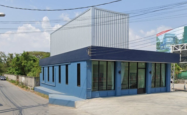 ติดถนนใหญ่ คลีนิค ร้านอาหาร MRTสัมมากร 1.5กม ให้เช่าอาคาร 100ตร.วา.265ตร.ม.ทำเลดี 6นอน 6น้ำ บางกะปิ 2.1 กม.