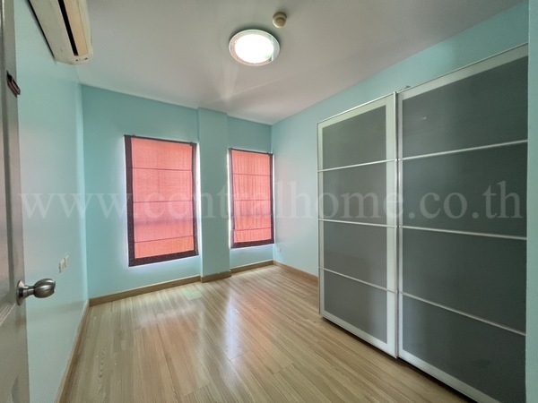 ดอนโด เดอะคิทท์ สุขุมวิท 113 ห้องมุม ใกล้รถไฟฟ้า BTS สำโรง