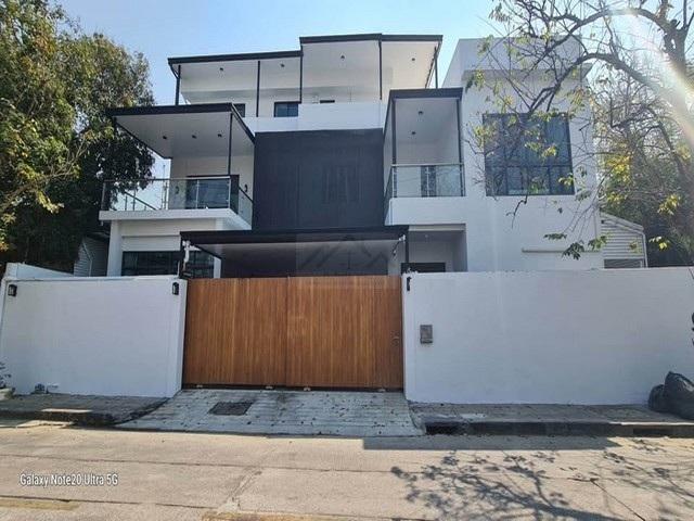 ให้เช่าโฮมออฟฟิศ 3 ชั้น 730 ตรม. ถนนสุขุมวิท 71 ซอยปรีดีพนมยงค์ 26 ใกล้ BTS พระโขนง