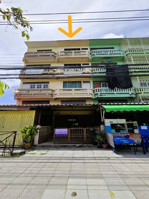 ขาย อาคารพาณิชย์ ตึกแถว 4ชั้นครึ่ง 21 ตร.ว. รีโนเวทภายในแล้วทั้งตึก สภาพดีมาก! ติดถนน พุทธมณฑลสาย 3 จอดรถได้ เหมาะทำกิจการ 