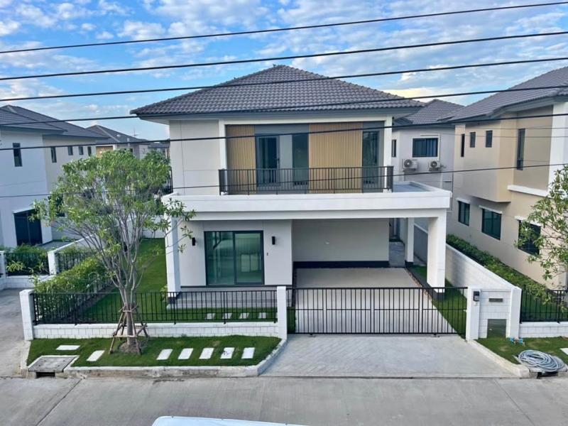 อ่อนนุช-สุวรรณภูมิ APL สุวรรณภูมิ 4.1 กม.ให้เช่าบ้านเดี่ยว 2ชั้น เซนโทร 58 ตร.วา.255 ตร.ม.พร้อมเฟอร์ 5 นอน 5 น้ำ โรบินสัน ลาดกระบัง 5.3 กม.