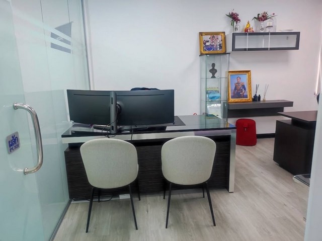 HR2516ให้เช่าพื้นที่สำนักงานขนาด 145 ตรม.ในอาคารบางนาคอมเพล็กซ์ พร้อมเข้าอยู่ ทำเลติดถนนบางนา-ตราด