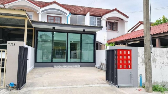 ให้เช่าทาวน์โฮม 2 ชั้น หมู่บ้านธันธวัช5 ย่านวัชรพล สุขาภิบาล5 เทพรักษ์ ตกแต่งสวย เหมาะทำโฮมออฟฟิศ จดทะเบียนบริษัทฯได้