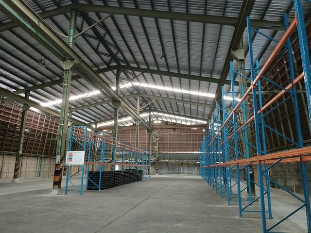 ให้เช่าโกดังคลังสินค้า 2,300 ตรม. ย่านวิภาวดีรังสิต บางเขน  หลักสี่ ใกล้สนามบินดอนเมือง