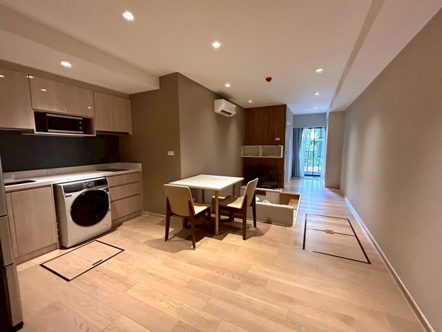 ขายคอนโด Runesu Thonglor 5 ขนาด 42.73 ตร.ม. สไตล์ญี่ปุ่นแท้  ใกล้ BTS ทองหล่อเพียง 900 ม. ทางพิเศษเฉลิมมหานคร เขตวัฒนา  กรุงเทพฯ