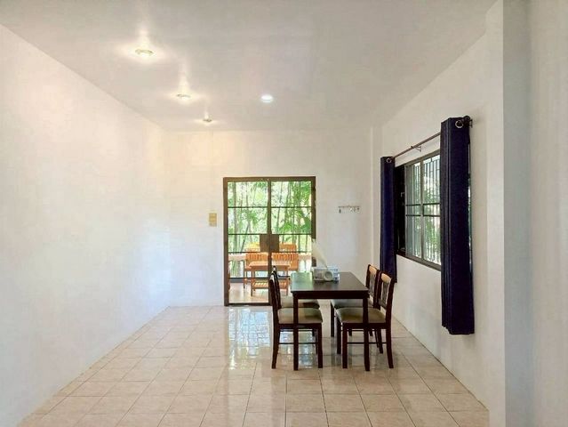 โซนสารภี #ใกล้89พลาซ่า ให้เช่า 30,000 บาท เนื้อที่ 1 ไร่ มีบ้าน 2 หลัง เนื้อที่เดียวกัน น้ำไม่ท่วม เลี้ยงสัตว์เลี้ยงได้ 10 นาที ถึงสนามบิน