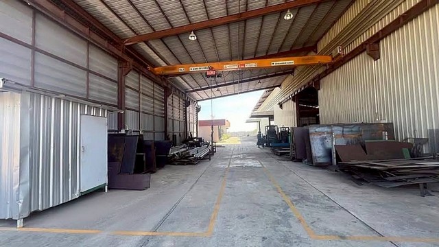 รง. - พื้นที่ =  5 ไร่ 0 NGAN 0 ตารางวา 0 นอน 0 ห้องน้ำ 45500000 thb โครตถูก -