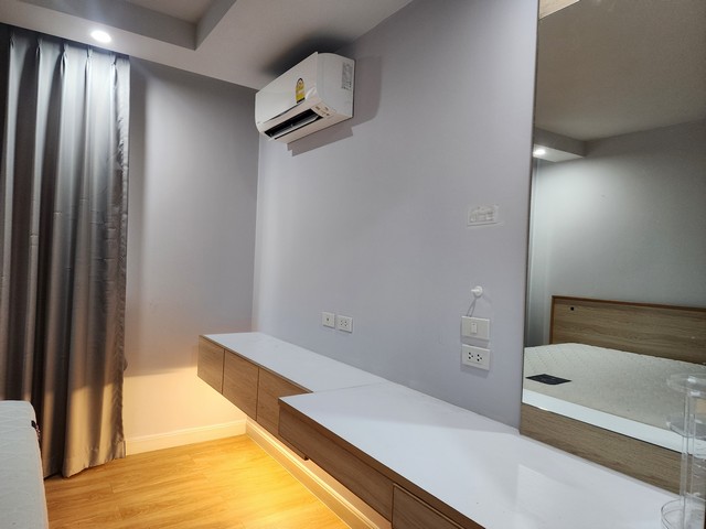 ให้เช่าห้อง วีคอนโด ศาลายา  ชั้น 5 ตึก 6 วิวสนามกอล์ฟ บรรยากาศดี เงียบสงบ เหมาะแก่การพักอาศัย