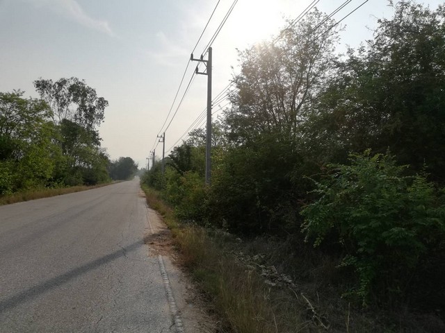 ผืนดินไทยทรงคุณค่า ขายที่สวยติดทางหลวง1107 บ้านตาก จ.ตาก คมนาคมสะดวก ไร่ละ 300000 ต.ตากตก อ.บ้านตาก  จ.ตาก  0837124115