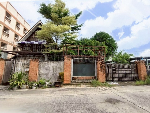 บ้านเดี่ยว 81 ตร.วา ซอยร่มประดู่ 1 บางพลี - สมุทรปราการ