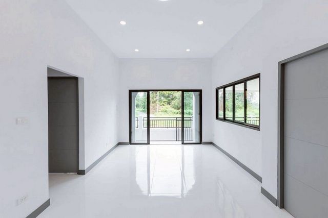 โซนหางดง ขายเพียง 2.25 ล้าน 50 ตรว. #บ้านสร้างใหม่ #Modern House #European Style #ขายต่ำกว่าราคาประเมิน #พร้อมเข้าอยู่