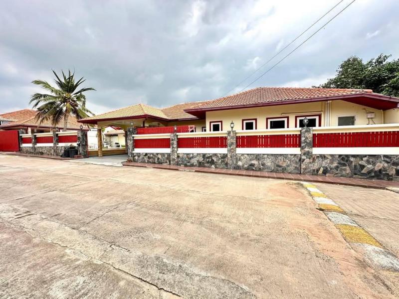 ให้เช่า vาย บ้านพูลวิลล่า  เขาตาโล เอกมงคล  pool villa