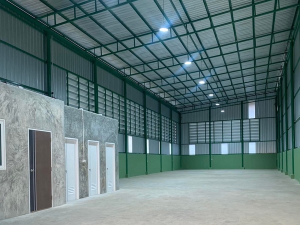 ให้เช่าอาคารโรงงาน/โกดัง พื้นที่ใช้สอย 525 ตร.ม ออฟฟิศ ไฟฟ้า 3เฟส  ย่านพระราม 2 ซอยบางกระดี่  ถนนพระราม 2 ราคาเช่า 45,000 บ/ด