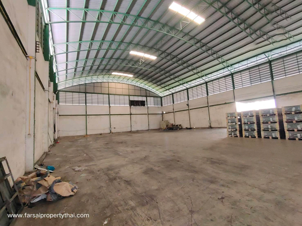 ให้เช่าอาคารโรงงาน/โกดัง เนื้อที่ 6ไร่ พื้นที่ใช้สอย 4,550 ตร.ม บ้าน 2ชั้น 1หลัง ไฟฟ้า 1,065 KVA ถนนพระราม 2 วัดสวนส้ม ราคาเช่า 500,000 บ/ด 