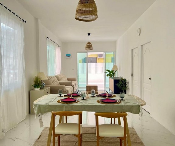 ขายบ้านเดี่ยวชั้นเดี่ยว โซนพัทยา รีโนเวทใหม่ ตกแต่งพร้อมเฟอร์นิเจอร์ FP-H0735