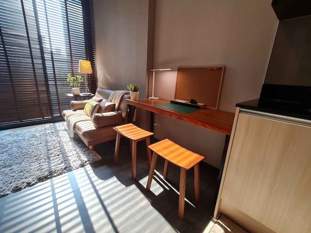 Edge Sukhumvit 23 comfortable clean quiet 6th floor BTS Asoke