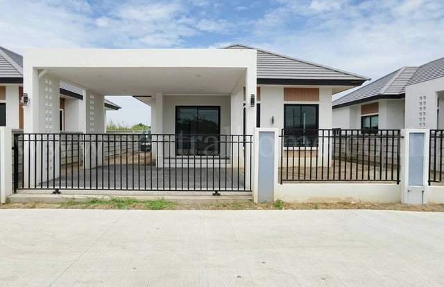 บ้านเดี่ยวมือหนึ่ง ชั้นเดียว ไพร์มวิลเลจ บางเลน - นครปฐม พร้อมอยู่