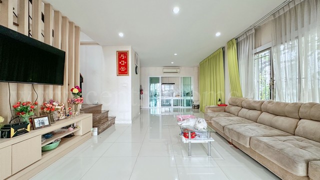 P3 ทาวน์โฮม ภณาสิริ เรสซิเด้นซ์ เกษตร - นวมินทร์ หลังริม