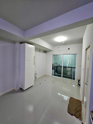 ขายถูกทาวน์โฮม 2 ชั้น หมู่บ้าน Indy 2 บางนา กม.7 สภาพมือ 1 ทำเลดีเดินทางง่ายเข้า-ออกสะดวก ใกล้มอเตอร์เวย์