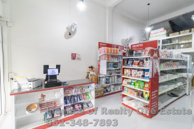 ขาย ตึกแถว อาคารพาณิชย์ 2 คูหา ย่านการค้า โชคชัย 4 ลาดพร้าว  ทำเลดีมาก ๆ