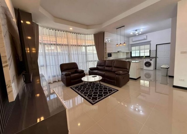 บ้านสวยพัทยาให้เช่า ตกแต่งพร้อมอยู่ ทำเลดี การเดินทางสะดวก ใกล้แหล่งชุมชน FP-H0749