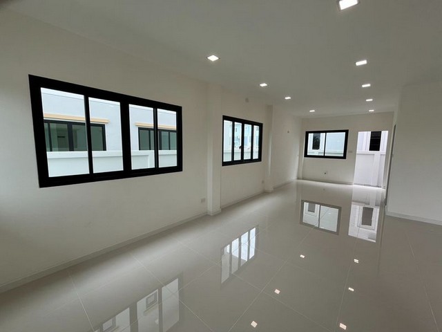 บ้านแฝด สไตล์โมเดิร์นเจเเปน สันปูเลย ดอยสะเก็ด