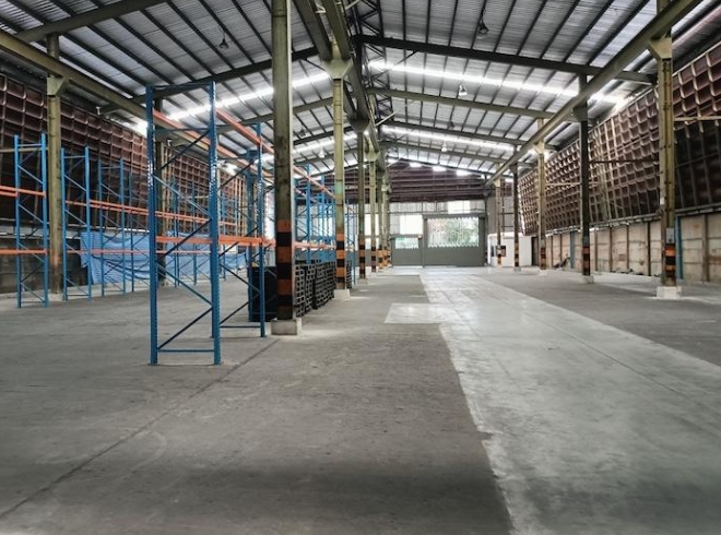 ให้เช่าโกดัง 2,300 ตร.ม. ย่าน วิภาวดีรังสิต  บางเขน  หลักสี่ ใกล้สนามบินดอนเมือง