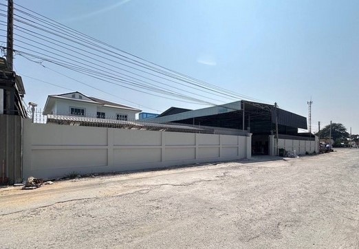  ให้เช่าโรงงาน 1 ไร่ พื้นที่สีเหลือง   ซ.ตาสิน ต.บางโฉลง บางพลี 1,547 ตรม พร้อมบ้าน 2 ชั้น โกดัง และออฟฟิศ