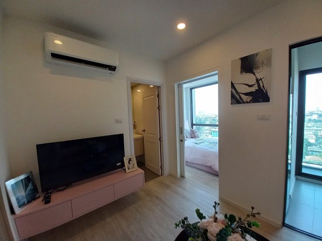  ขายคอนโด เดอะ เคลฟ ริเวอร์ไลน์ เจ้าพระยา - วงศ์สว่าง ขนาด 25.23 ตร.ม.ใกล้รถไฟฟ้าสายสีม่วง MRTวงศ์สว่าง อ.เมือง นนทบุรี