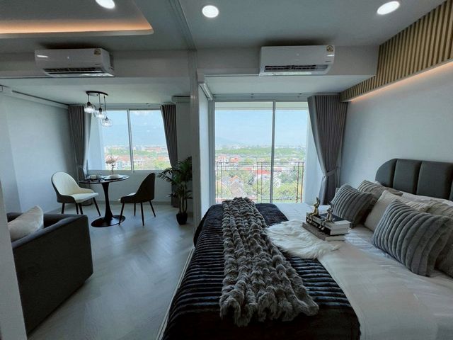 ขายเพียง 1.79 ล้านบาท! – #โซนช้างคลาน คอนโด #รีโนเวทใหม่ #วิวดอยสุเทพ #เฟอร์นิเจอร์ครบ ตกแต่งสวย พร้อมเข้าอยู่