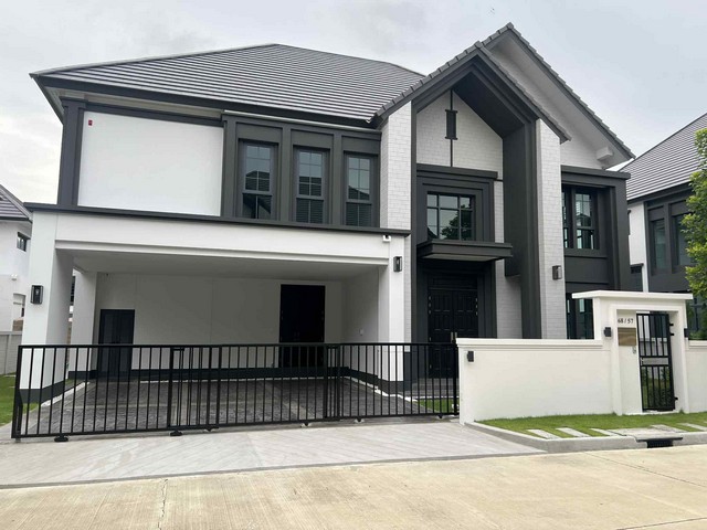 The City Bangna 2(โครงการใหม่) ติด ikea Bangna พื้นที่ใช้สอย 390 ตรม. พื้นที่บ้าน 103ตรว. บ้านอยู่หน้าโครงการ ใกล้สโมสร 