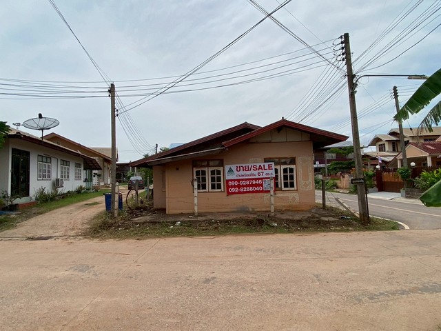 ขาย บ้านพร้อมพี่ดิน 67 ตารางวา  บ้านเชียงพิณ（ทางไปอำเภอกุดจับ）อุดรธานี