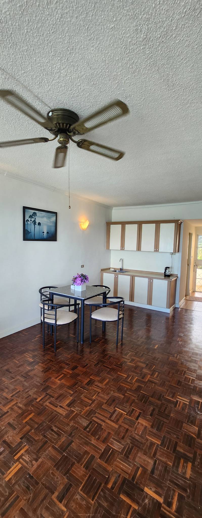 2นอน Vento Condo เกษตร-นวมินทร์ ซ.สุคนธสวัสดิ์  ชั้น3 ตึกA  เฟอร์ เครื่องใช้ไฟฟ้าครบ 1 น้ำ 43 ตร.ม. เป็นส่วนตัว