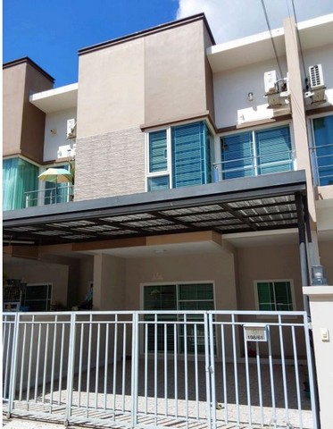 ขายทาวน์เฮ้าส์โครงการ ไอลีนศรีราชา อำเภอศรีราชา ชลบุรี 