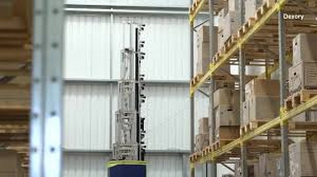 ขายที่ดินโกดังติดถนนซุปเปอร์ไฮเวย์ เชียงใหม่ เนื้อที่ 3 ไร่ 10 ตารางวา ใกล้สำนักงานใหญ่บริษัท โย๊ค อินเตอร์เทรด