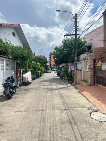 ขายบ้านเดี่ยว 71 ตารางวา ซอยที่ดินทอง 2/2  บางเมือง  เมืองสมุทรปราการ