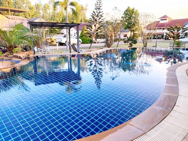 Walking Street.ให้เช่าโรงแรม 8 ชั้น 78ห้อง 200 ตร.วา. เซ็นทรัล พัทยา 2.2 กม1600 ตร.ม.ราชภัฏ ชลบุรี 2.5กม. ถนนคนเดินพัทยา  พัทยาใต้