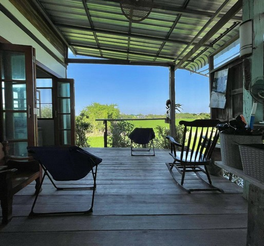 เลือกสรรทรัพย์ดีเติมเต็มชีวิต ให้เช่าบ้านไม้ถ่ายหนังถ่ายละคร MV โฆษณา หนังสั้น คอนเท้นท์ บ้านสวยวิวทุ่งนา ไทรน้อย 0968821857