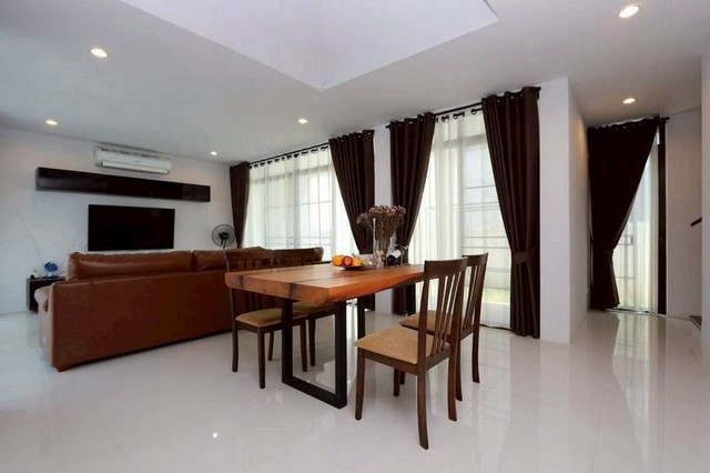 บ้านเดี่ยวหลังใหญ่ เนื้อที่กว้าง บ้านพราว ขวัญเวียง สันผักหวาน