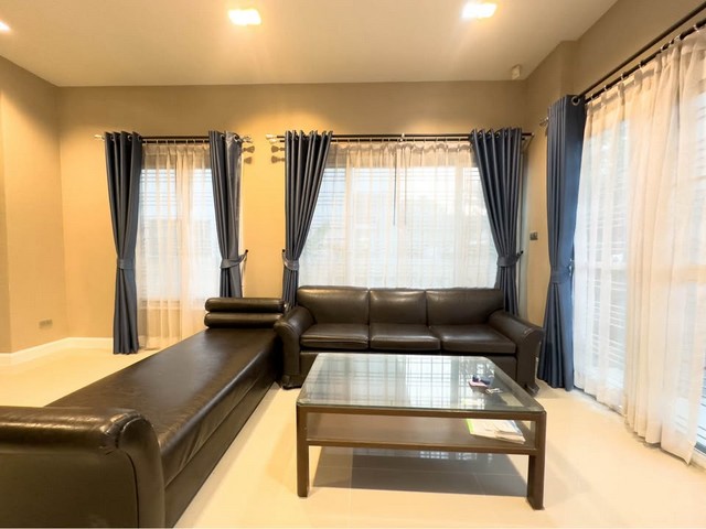 ให้เช่าบ้านเดี่ยว  หมู่บ้านเพอร์เฟคเพลส สุขุมวิท 77ติดห้าง The Paseo ลาดกระบัง, Robinson ลาดกระบัง ซอยลาดกระบัง 20