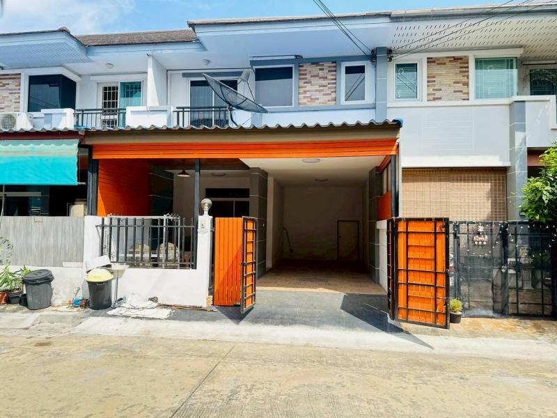 ขายทาวน์เฮ้าส์ 2 ชั้น หมู่บ้าน นนท์ธารา 2  ตำบลบางขุนกอง อำเภอบางกรวย จังหวัดนนทบุรี