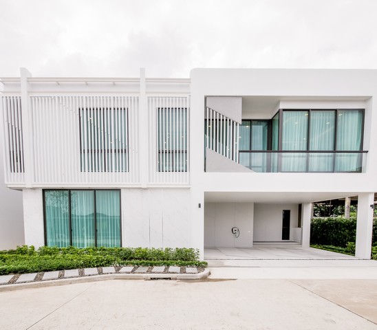 ขายบ้านเดี่ยว 2 ชั้น อาร์ทีค รามคำแหง 72.5 ตร.ว. แบบ Remarque ดีไซน์พิเศษ ใกล้รร.เตรียมอุดม