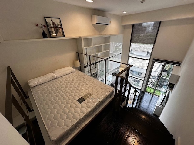 Ideo Morph Sukhumvit 38 Private clean quiet 4th floor BTS Thonglor