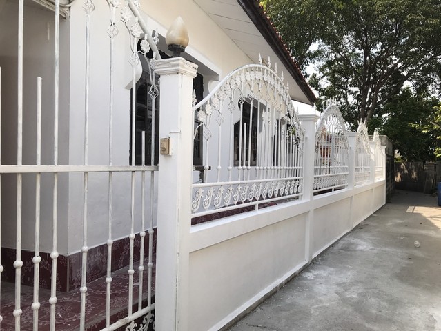 เลือกสรรทรัพย์ดีเติมเต็มชีวิต   ขายบ้านเดี่ยว เมืองสมุทรสาคร  36 วา ชั้นเดียว บางหญ้าแพรก