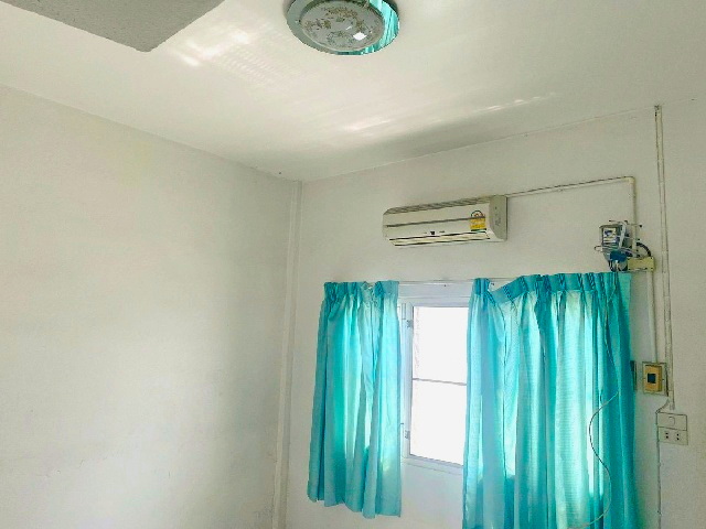 ย่านสุขุมวิท22-24 BTSทองหล่อ1.2กม. ให้เช่าอาคารพาณิชย์ 4ชั้น 18 ตร.วา.280 ตร.ม. 4นอน 3 น้ำ  เอ็มควอเทียร์ 700 ม.  BTS พร้อมพงษ์ 700ม.