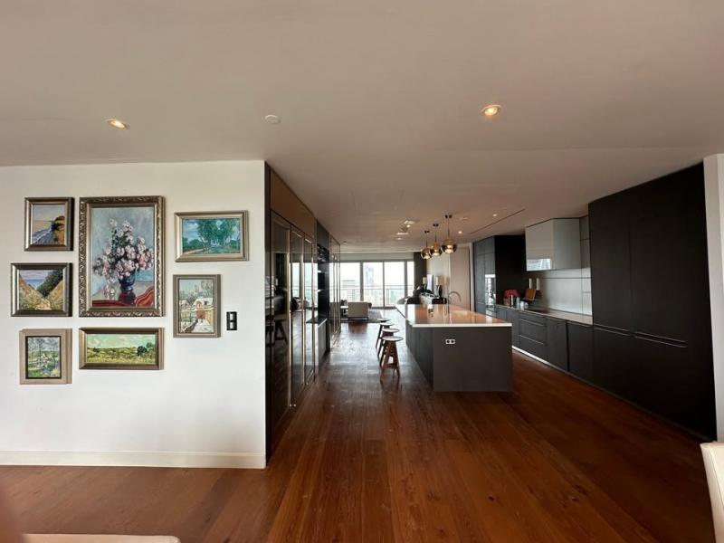 ขายคอนโดหรูติดรถไฟฟ้า 368ตารางเมตร 3นอน 4ห้องน้ำ 1ห้องทำงาน 2ครัว1ที่เก็บไวน์ถนนลุมพินีปทุมวัน