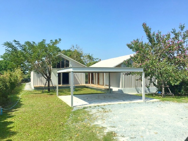 ถ.ชลบุรี-พัทยาวิวสระน้ำ บางพระ  ให้เช่าสำนักงาน โกดัง  240 ตร.ม.  5ห้อง 200 ตร.วา. บ้านหัวโกรก-หนองรี  6 น้ำ แหล่งท่องเที่ยว แกรนด์แคนยอน 