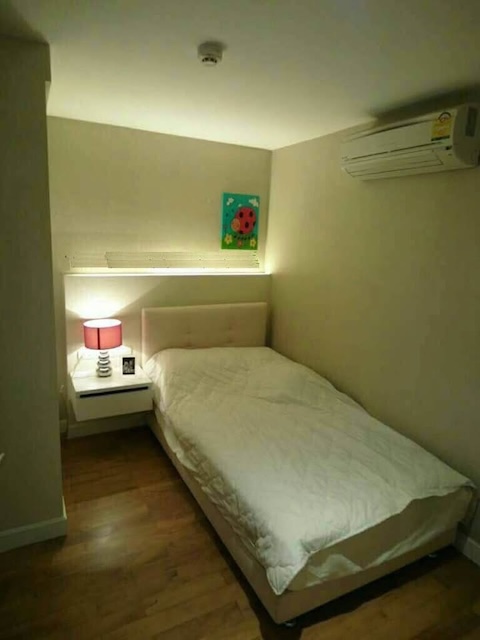 Le Nice Ekamai spacious safe quiet 2nd floor BTS Ekkamai