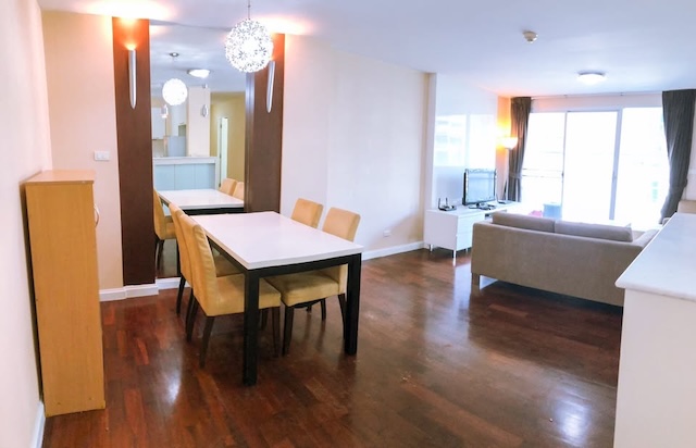 49 Plus spacious safe quiet 6th floor  BTS Thonglor